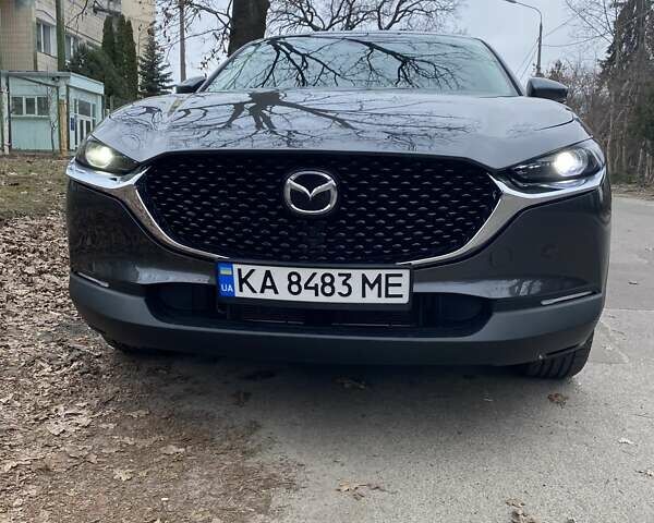 Серый Мазда CX-30, объемом двигателя 2.49 л и пробегом 83 тыс. км за 19200 $, фото 1 на Automoto.ua