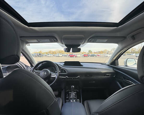 Серый Мазда CX-30, объемом двигателя 2.5 л и пробегом 28 тыс. км за 18000 $, фото 45 на Automoto.ua