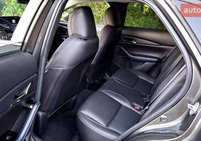 Серый Мазда CX-30, объемом двигателя 2.5 л и пробегом 70 тыс. км за 15500 $, фото 16 на Automoto.ua