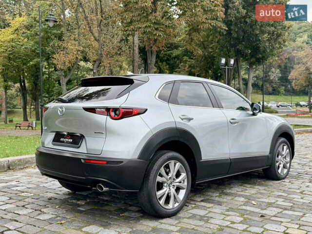Серый Мазда CX-30, объемом двигателя 2.49 л и пробегом 53 тыс. км за 16999 $, фото 4 на Automoto.ua