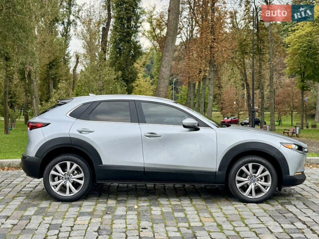 Серый Мазда CX-30, объемом двигателя 2.49 л и пробегом 53 тыс. км за 16999 $, фото 3 на Automoto.ua