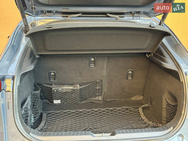 Серый Мазда CX-30, объемом двигателя 2.5 л и пробегом 25 тыс. км за 19500 $, фото 6 на Automoto.ua