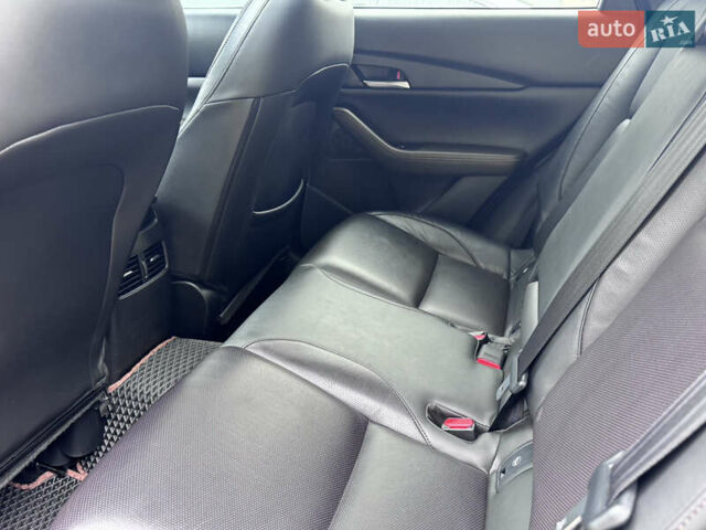 Сірий Мазда CX-30, об'ємом двигуна 2.49 л та пробігом 79 тис. км за 21300 $, фото 22 на Automoto.ua