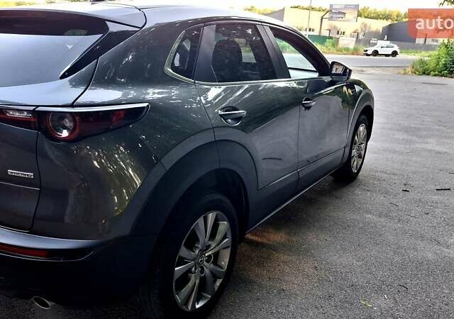 Серый Мазда CX-30, объемом двигателя 2.5 л и пробегом 70 тыс. км за 15500 $, фото 8 на Automoto.ua