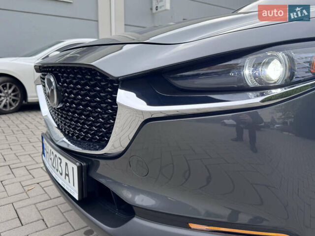 Сірий Мазда CX-30, об'ємом двигуна 2.49 л та пробігом 79 тис. км за 21300 $, фото 9 на Automoto.ua