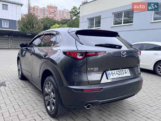 Сірий Мазда CX-30, об'ємом двигуна 2.49 л та пробігом 79 тис. км за 21300 $, фото 6 на Automoto.ua