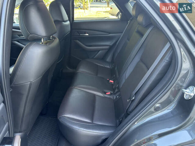 Серый Мазда CX-30, объемом двигателя 2 л и пробегом 43 тыс. км за 26700 $, фото 16 на Automoto.ua