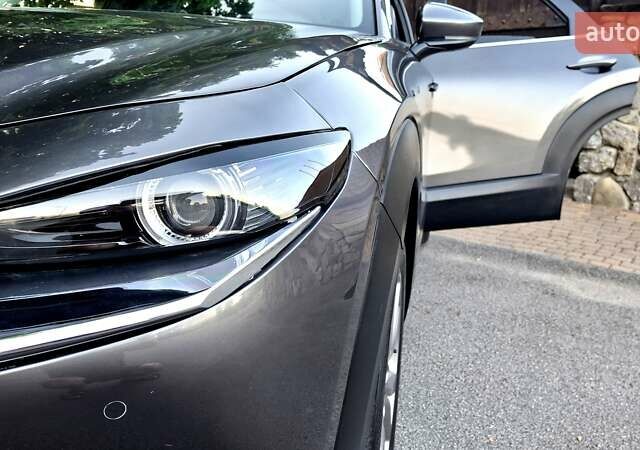 Серый Мазда CX-30, объемом двигателя 2.5 л и пробегом 70 тыс. км за 15500 $, фото 5 на Automoto.ua
