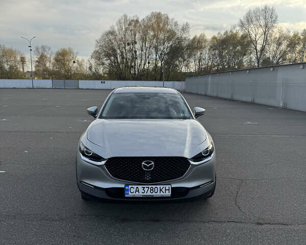 Серый Мазда CX-30, объемом двигателя 2.5 л и пробегом 28 тыс. км за 18000 $, фото 2 на Automoto.ua