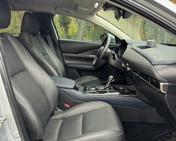 Серый Мазда CX-30, объемом двигателя 2.49 л и пробегом 53 тыс. км за 16999 $, фото 55 на Automoto.ua