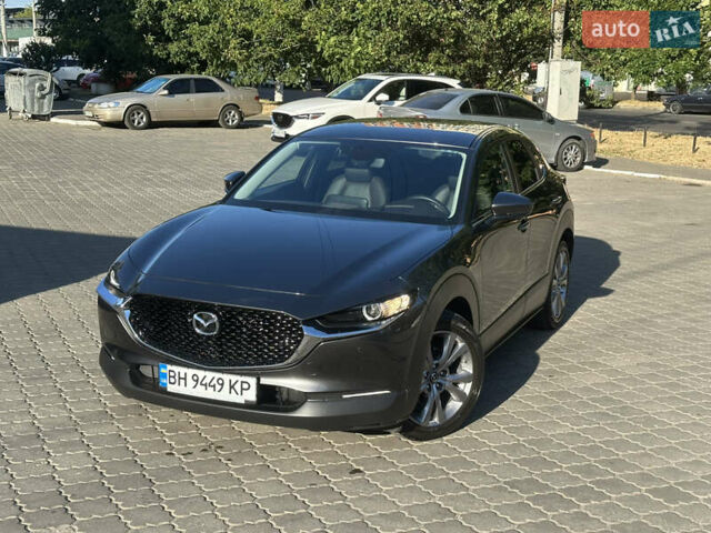 Серый Мазда CX-30, объемом двигателя 2 л и пробегом 43 тыс. км за 26700 $, фото 1 на Automoto.ua