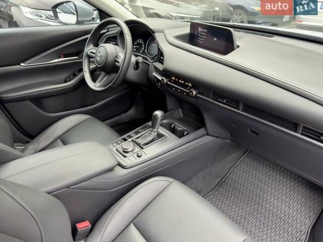 Серый Мазда CX-30, объемом двигателя 2.5 л и пробегом 35 тыс. км за 19300 $, фото 22 на Automoto.ua