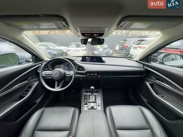 Серый Мазда CX-30, объемом двигателя 2.5 л и пробегом 35 тыс. км за 19300 $, фото 26 на Automoto.ua