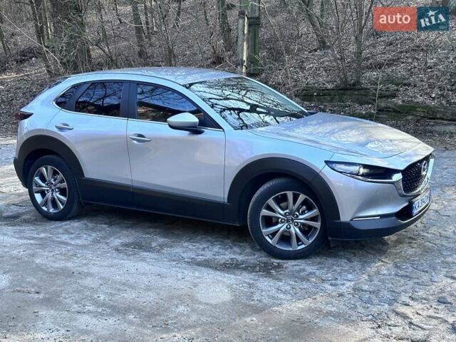 Серый Мазда CX-30, объемом двигателя 2 л и пробегом 45 тыс. км за 23900 $, фото 5 на Automoto.ua