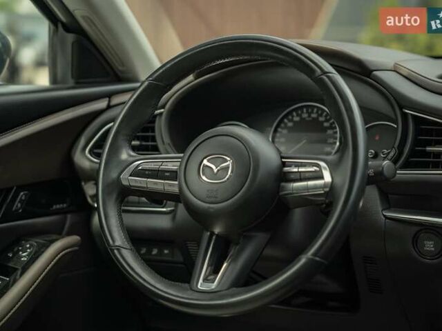 Серый Мазда CX-30, объемом двигателя 2.5 л и пробегом 34 тыс. км за 24500 $, фото 33 на Automoto.ua