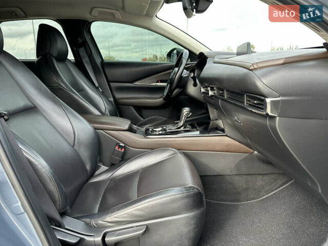 Мазда CX-30 2020 в Киеве на Automoto.ua Серый Мазда CX-30, объемом двигателя 2 л и пробегом 105 тыс. км за 19800 $, фото 9 на Automoto.ua