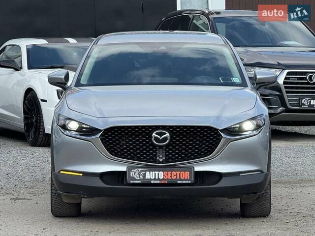 Серый Мазда CX-30, объемом двигателя 2.5 л и пробегом 66 тыс. км за 20500 $, фото 3 на Automoto.ua