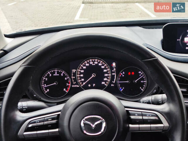 Серый Мазда CX-30, объемом двигателя 2.5 л и пробегом 61 тыс. км за 19000 $, фото 2 на Automoto.ua