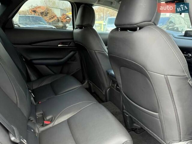 Серый Мазда CX-30, объемом двигателя 2.5 л и пробегом 66 тыс. км за 20500 $, фото 15 на Automoto.ua