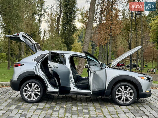 Серый Мазда CX-30, объемом двигателя 2.49 л и пробегом 53 тыс. км за 16999 $, фото 62 на Automoto.ua
