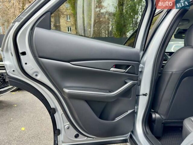 Серый Мазда CX-30, объемом двигателя 2.5 л и пробегом 35 тыс. км за 19300 $, фото 20 на Automoto.ua