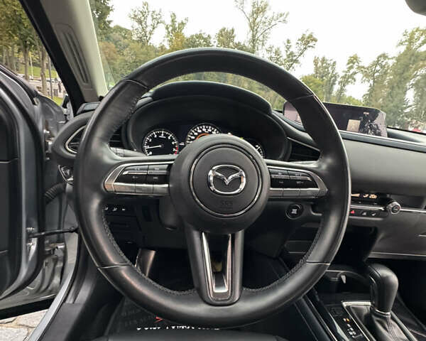 Серый Мазда CX-30, объемом двигателя 2.49 л и пробегом 53 тыс. км за 16999 $, фото 26 на Automoto.ua