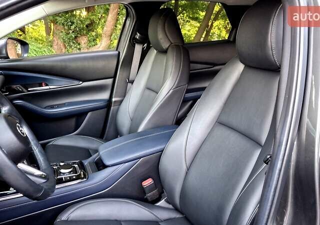 Серый Мазда CX-30, объемом двигателя 2.5 л и пробегом 70 тыс. км за 15500 $, фото 21 на Automoto.ua