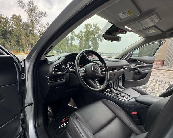 Серый Мазда CX-30, объемом двигателя 2.49 л и пробегом 53 тыс. км за 16999 $, фото 56 на Automoto.ua
