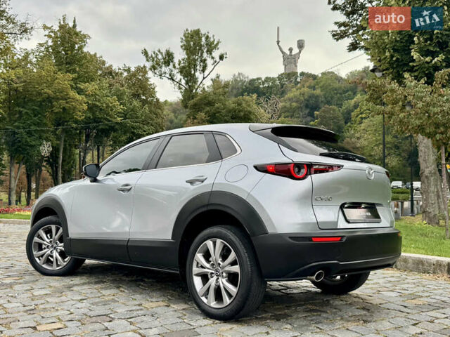 Серый Мазда CX-30, объемом двигателя 2.49 л и пробегом 53 тыс. км за 16999 $, фото 9 на Automoto.ua