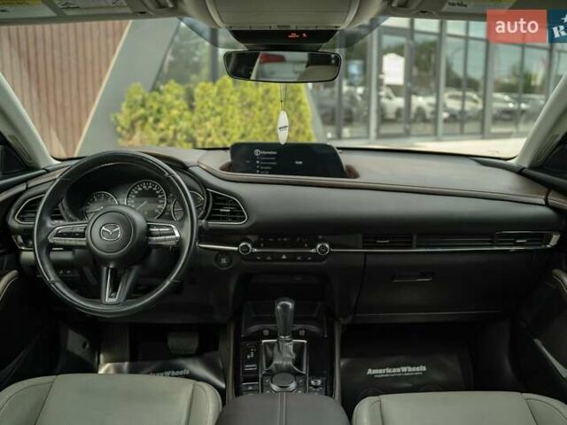 Серый Мазда CX-30, объемом двигателя 2.5 л и пробегом 34 тыс. км за 24500 $, фото 32 на Automoto.ua