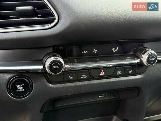 Серый Мазда CX-30, объемом двигателя 2.5 л и пробегом 66 тыс. км за 20500 $, фото 27 на Automoto.ua