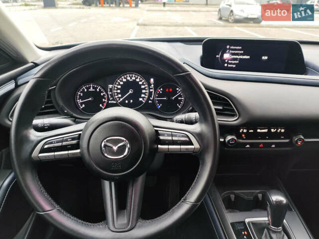 Серый Мазда CX-30, объемом двигателя 2.5 л и пробегом 61 тыс. км за 19000 $, фото 1 на Automoto.ua