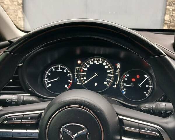 Серый Мазда CX-30, объемом двигателя 2 л и пробегом 105 тыс. км за 22500 $, фото 8 на Automoto.ua