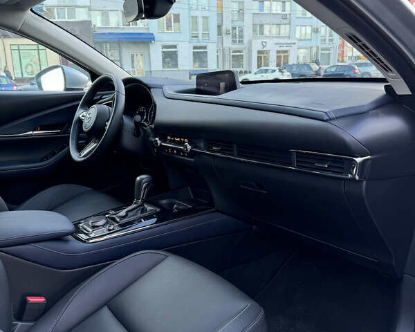 Серый Мазда CX-30, объемом двигателя 2.5 л и пробегом 25 тыс. км за 20000 $, фото 16 на Automoto.ua
