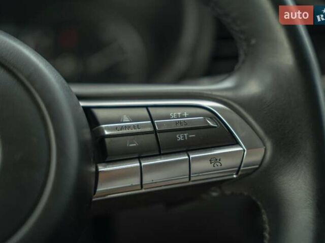Серый Мазда CX-30, объемом двигателя 2.5 л и пробегом 34 тыс. км за 24500 $, фото 37 на Automoto.ua