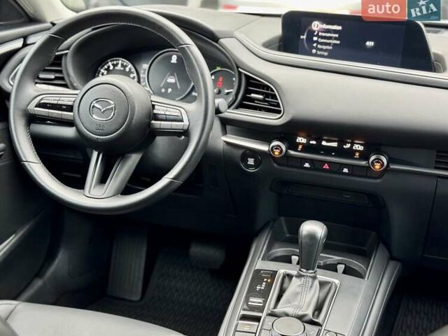 Серый Мазда CX-30, объемом двигателя 2.5 л и пробегом 35 тыс. км за 19300 $, фото 30 на Automoto.ua