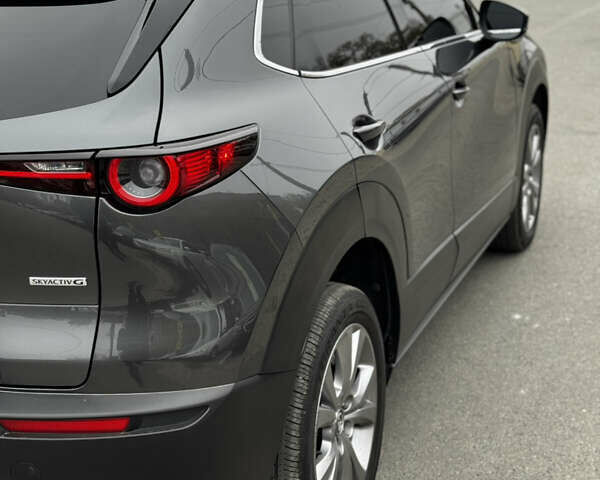 Серый Мазда CX-30, объемом двигателя 2.49 л и пробегом 52 тыс. км за 18000 $, фото 17 на Automoto.ua