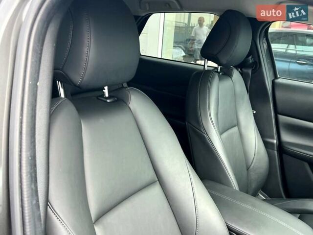 Серый Мазда CX-30, объемом двигателя 2.5 л и пробегом 49 тыс. км за 20800 $, фото 64 на Automoto.ua