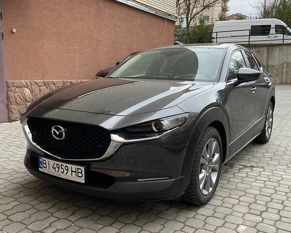 Серый Мазда CX-30, объемом двигателя 2 л и пробегом 48 тыс. км за 22900 $, фото 3 на Automoto.ua
