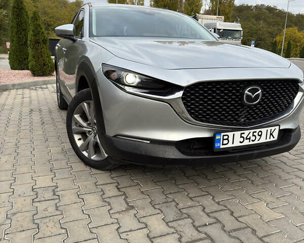 Серый Мазда CX-30, объемом двигателя 2.49 л и пробегом 40 тыс. км за 20300 $, фото 2 на Automoto.ua