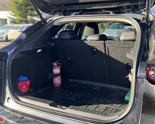 Сірий Мазда CX-30, об'ємом двигуна 2.5 л та пробігом 98 тис. км за 20500 $, фото 19 на Automoto.ua