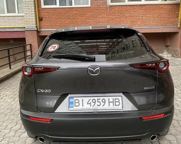 Серый Мазда CX-30, объемом двигателя 2 л и пробегом 48 тыс. км за 22900 $, фото 7 на Automoto.ua