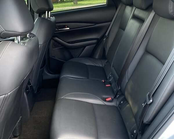 Серый Мазда CX-30, объемом двигателя 2.5 л и пробегом 62 тыс. км за 21800 $, фото 10 на Automoto.ua