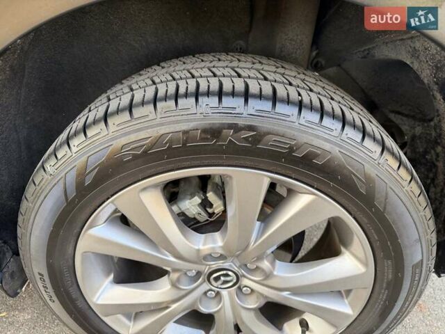 Серый Мазда CX-30, объемом двигателя 2.5 л и пробегом 123 тыс. км за 18900 $, фото 12 на Automoto.ua