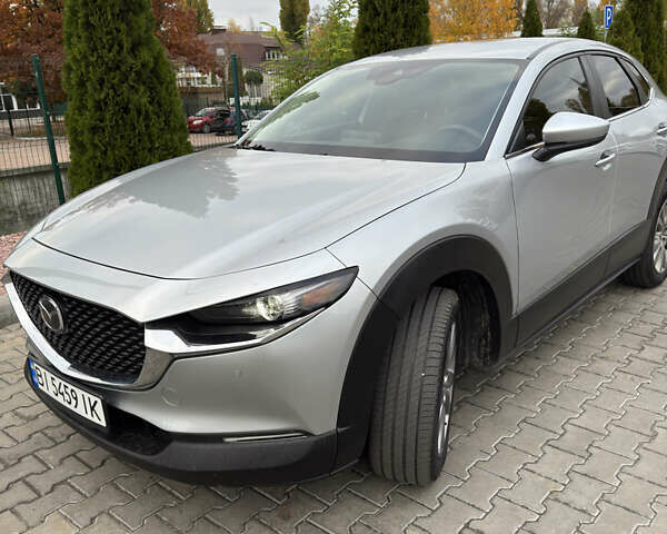 Серый Мазда CX-30, объемом двигателя 2.49 л и пробегом 40 тыс. км за 20300 $, фото 7 на Automoto.ua