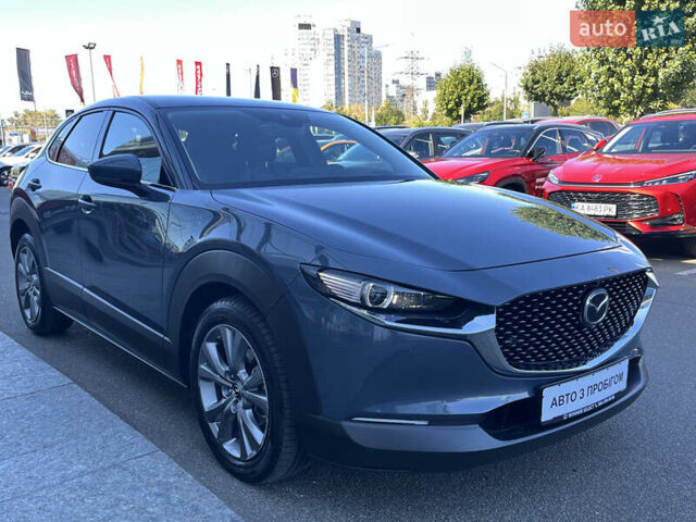 Серый Мазда CX-30, объемом двигателя 2 л и пробегом 40 тыс. км за 25234 $, фото 3 на Automoto.ua