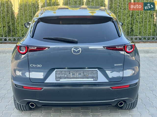 Серый Мазда CX-30, объемом двигателя 2 л и пробегом 67 тыс. км за 21200 $, фото 12 на Automoto.ua