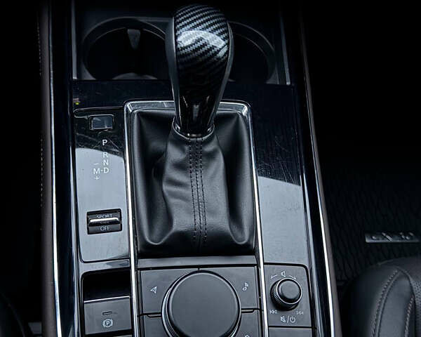 Серый Мазда CX-30, объемом двигателя 2.5 л и пробегом 51 тыс. км за 22900 $, фото 7 на Automoto.ua