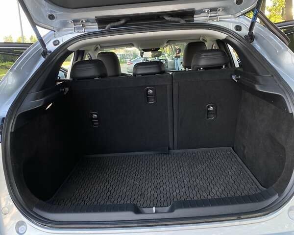 Серый Мазда CX-30, объемом двигателя 2.5 л и пробегом 62 тыс. км за 21800 $, фото 12 на Automoto.ua