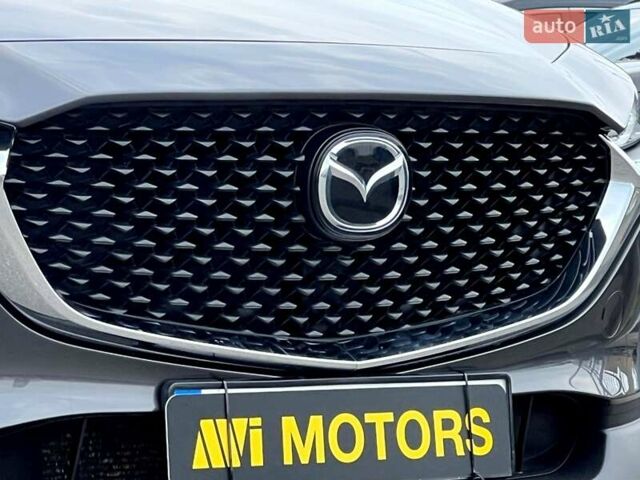 Серый Мазда CX-30, объемом двигателя 2.5 л и пробегом 49 тыс. км за 20800 $, фото 8 на Automoto.ua